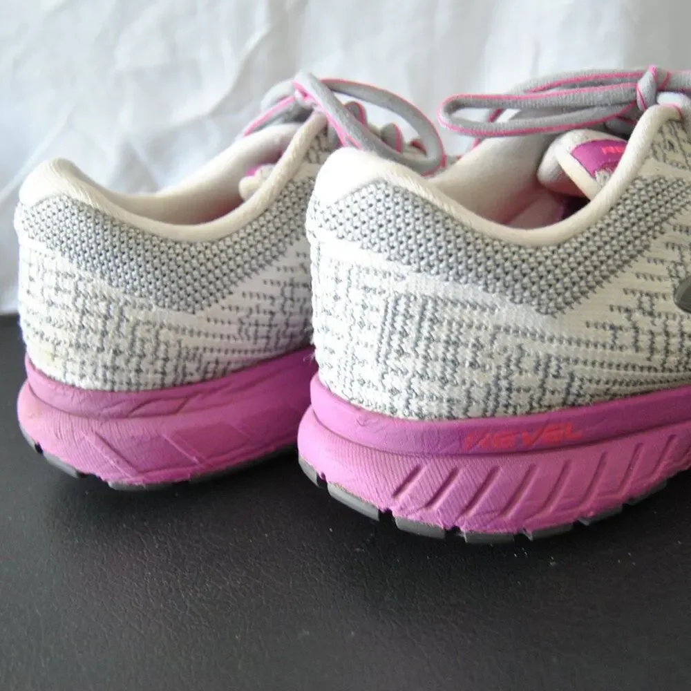 Brooks Revel 3 Pink and Gray Running Shoe Size 10